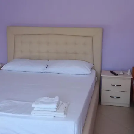 Orkidea Apartment *